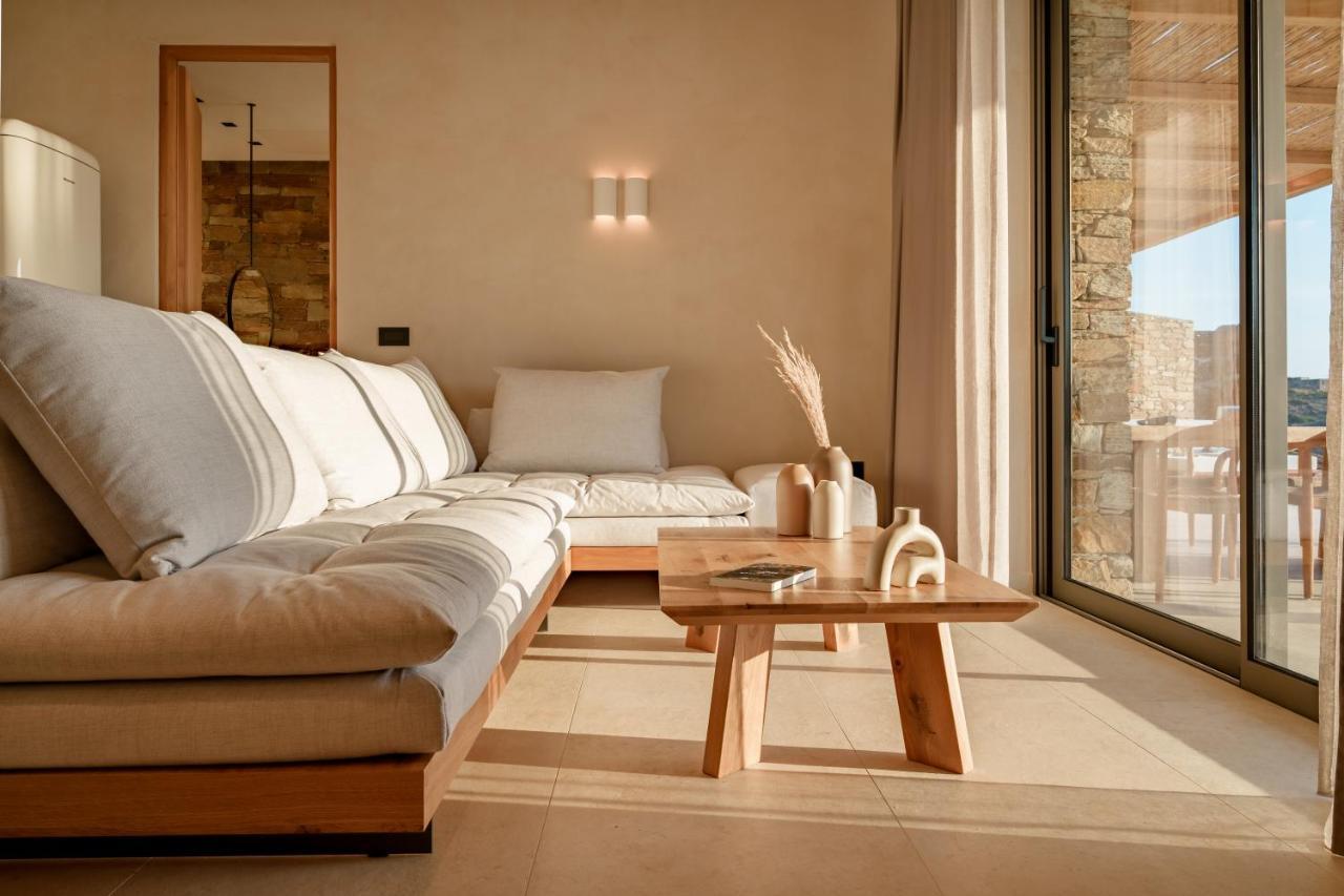 Mirabilis Villa *